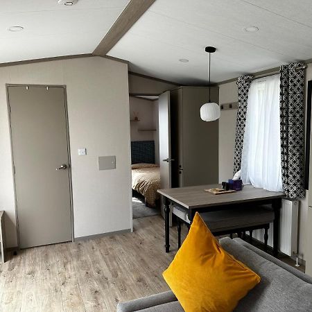 Fairway 6 Lilliardsedge Caravan Hire เจ๊ดบะระ ภายนอก รูปภาพ