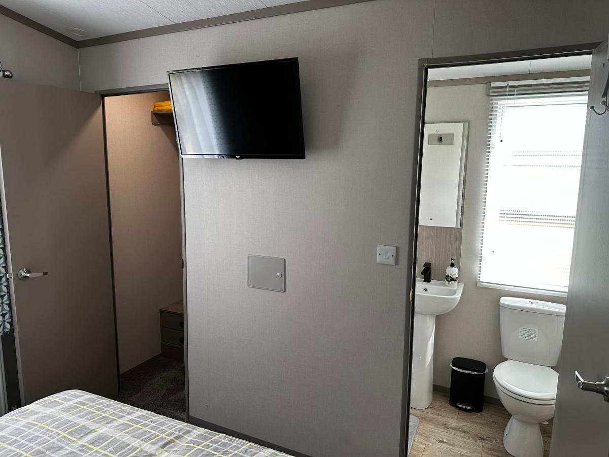 Fairway 6 Lilliardsedge Caravan Hire เจ๊ดบะระ ภายนอก รูปภาพ