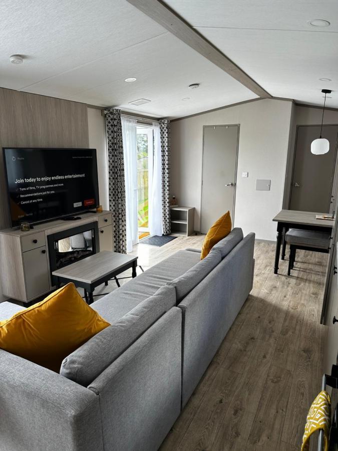 Fairway 6 Lilliardsedge Caravan Hire เจ๊ดบะระ ภายนอก รูปภาพ